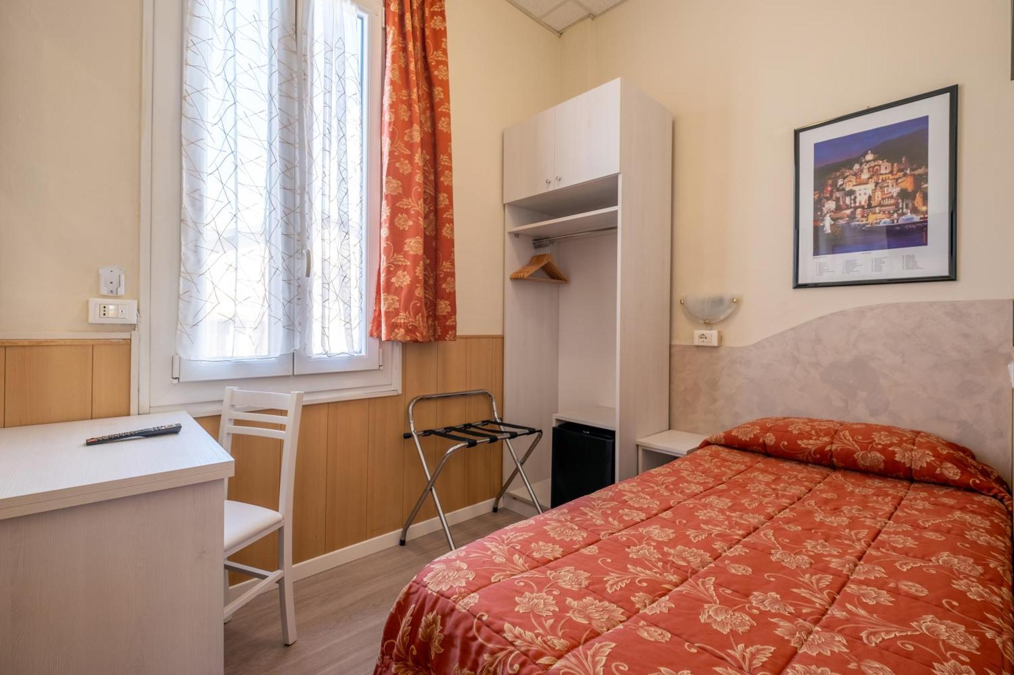 Hotel Corso 2*